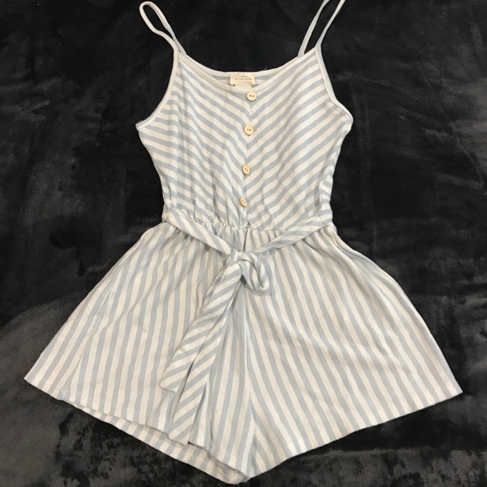 Light-weight button front romper ✨